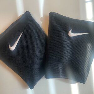 COPY - Nike Essentials Volleyball Knee Pads - XL/XXL